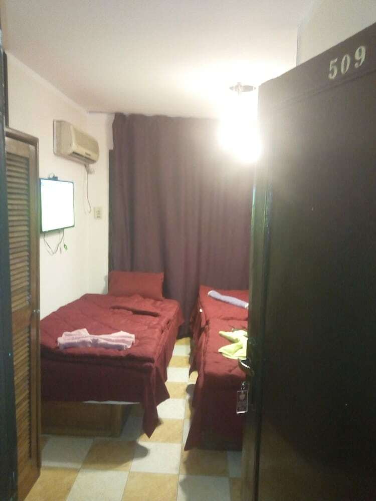 Hotel Oasis Hostel