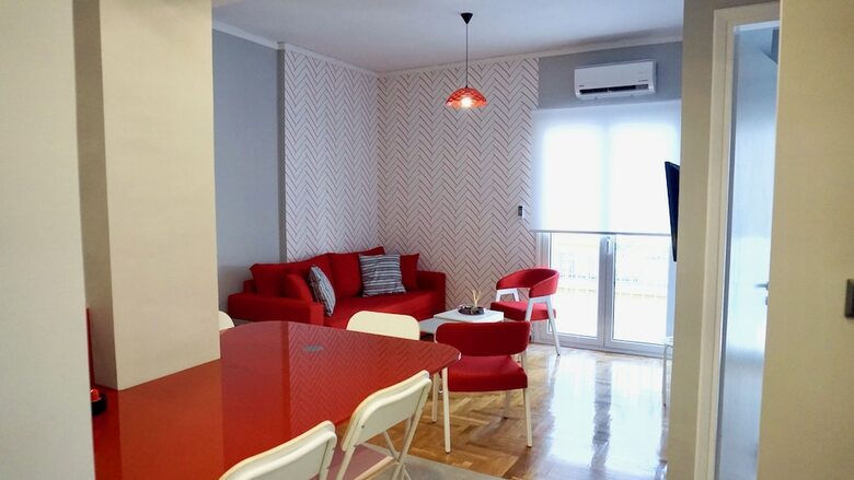 Apartamentos Beautiful Sunny Apt In Athens