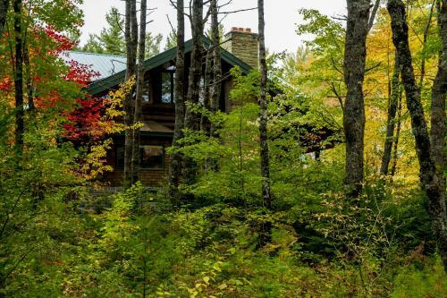 Hotel Trout Point Lodge Of Nova Scotia