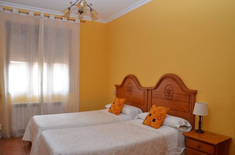 Agroturismo La Barraca de Cul�n