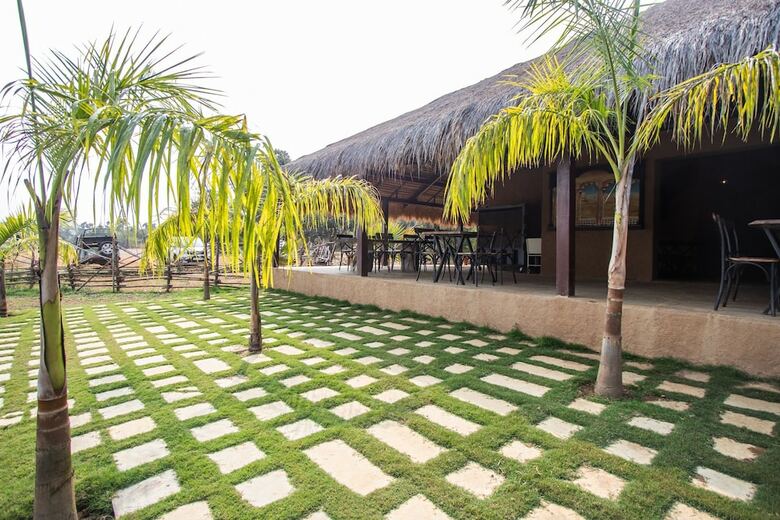 Hotel Karandla Farm And Resort