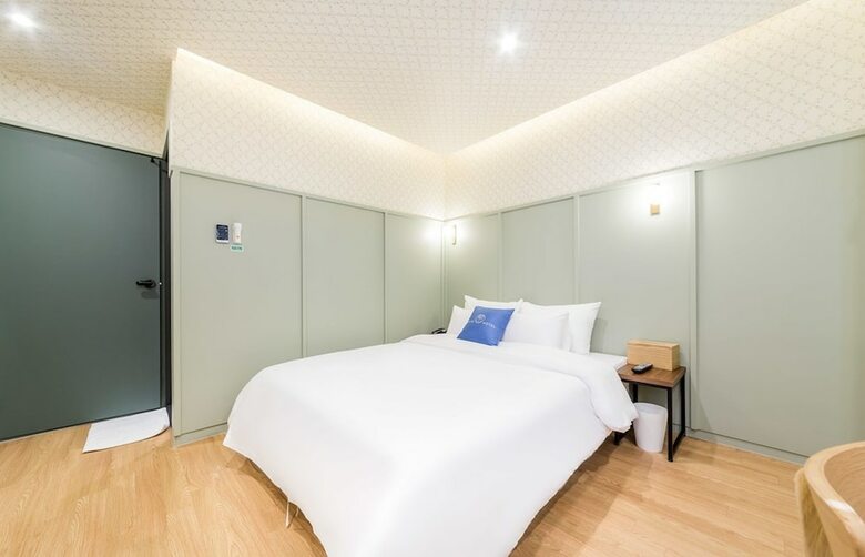 Plain Hotel