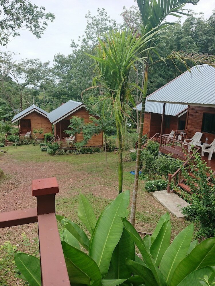 Hotel Lanta Para Hut