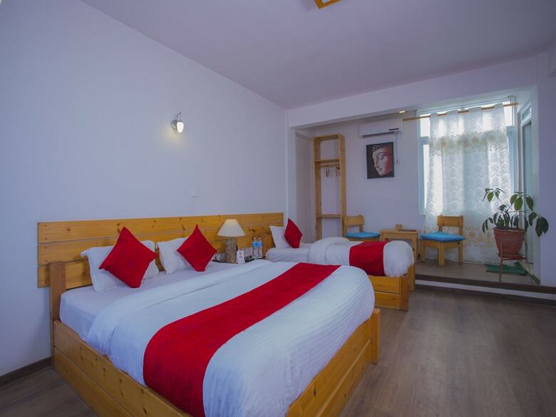 Oyo 256 Mount Princess Hotel