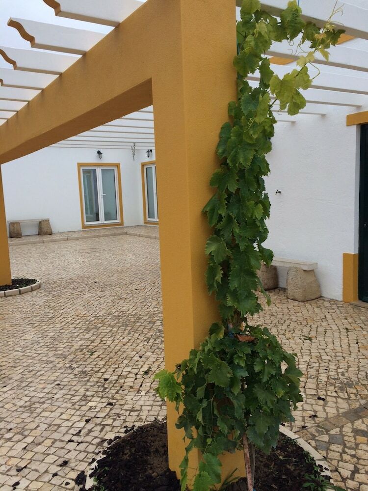 Hotel Quinta Ribeira Do Labrador - Lisbon West Wine Route