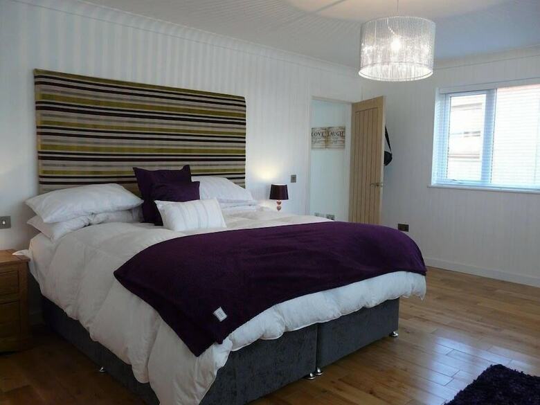 Langley Cottage