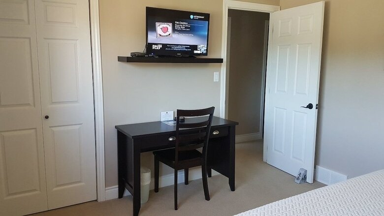Christine's Bed And Breakfast By Elevate Rooms