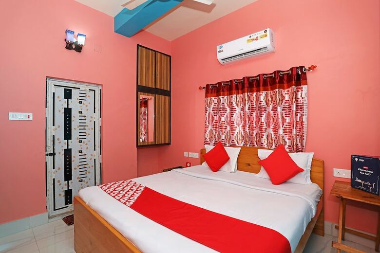 Hotel Oyo 16059 Roland Inn