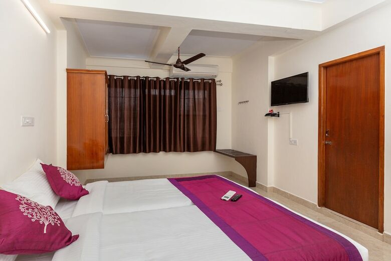 Hotel Oyo 17298 Flagship Kishore Inn