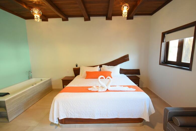Hotel Hacienda Dos Ojos