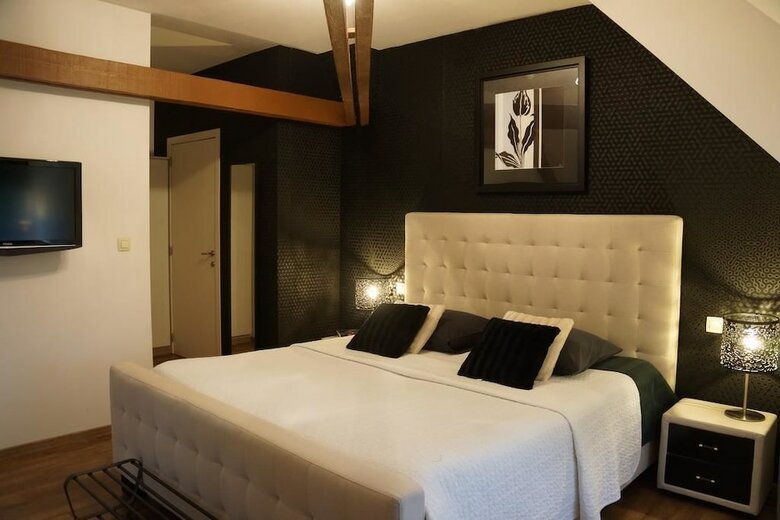 Hotel Fleur De Lys