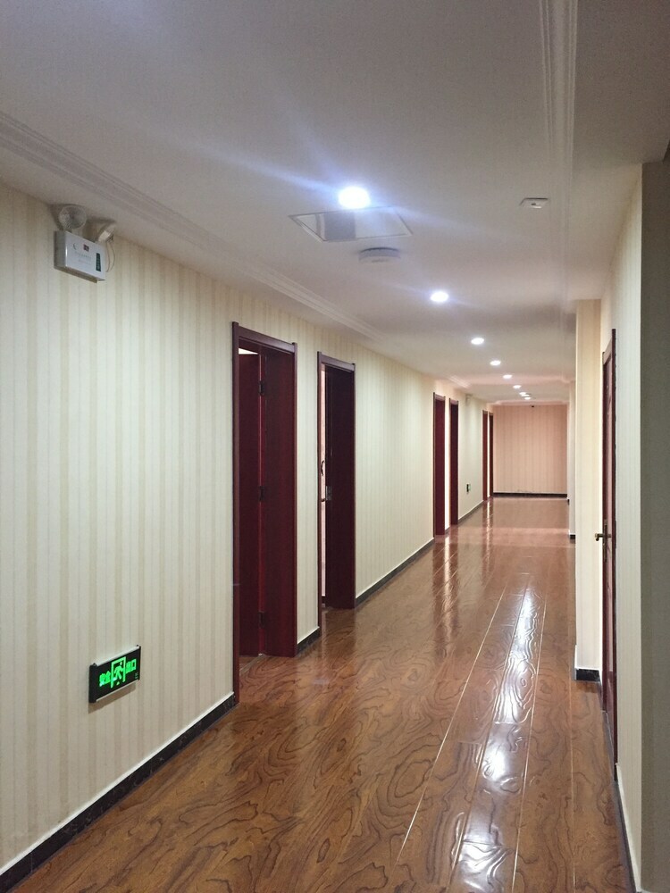 Xuhao Hotel