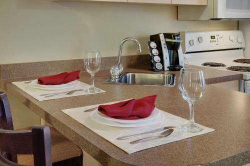 Hotel Pomeroy Inn And Suites Grimshaw