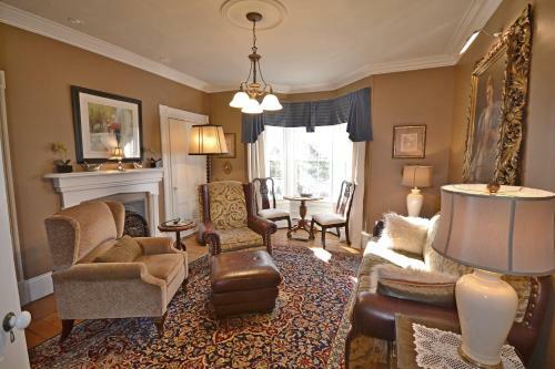 Briarwood Bed & Breakfast