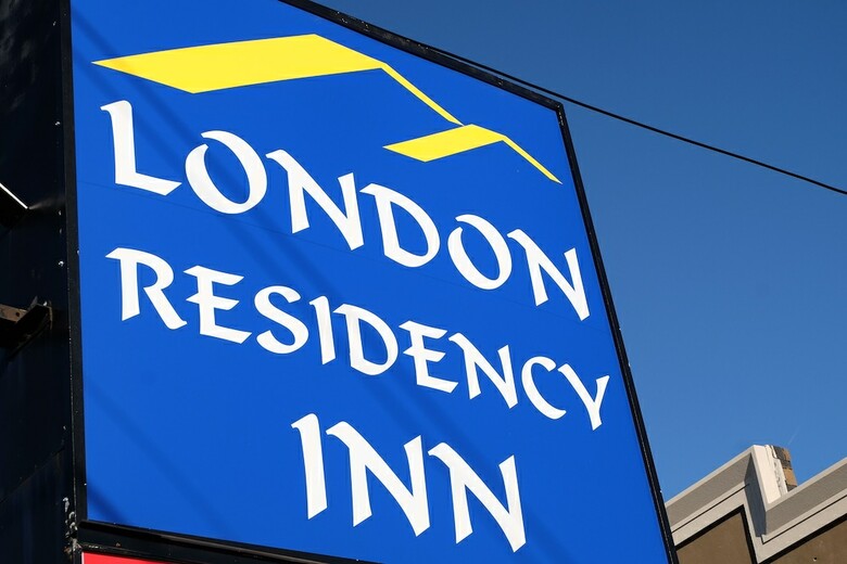 Hotel London Residency Inn