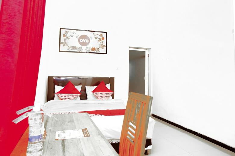 Hostal Oyo 314 Emas 23 Guest House Syariah