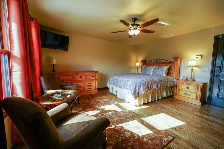 Hidden Meadows Bed And Breakfast
