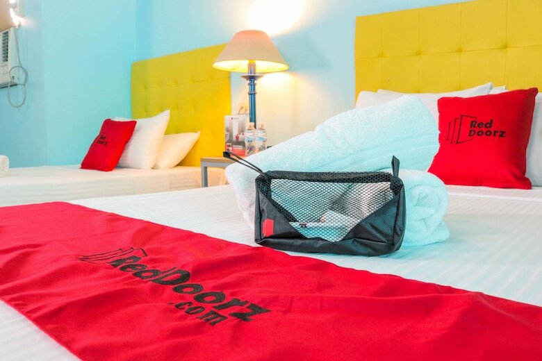 Hotel Reddoorz Plus Near Uv Mandaue Cebu