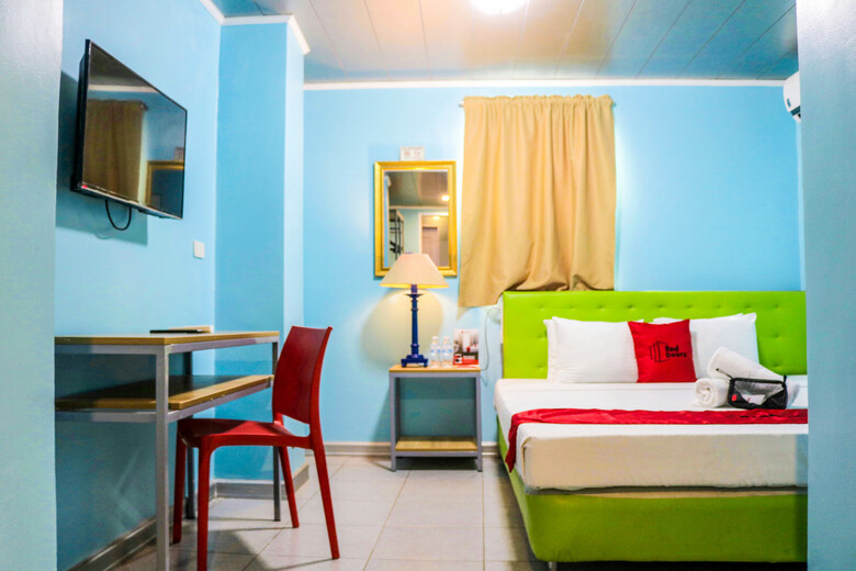 Hotel Reddoorz Plus Near Uv Mandaue Cebu