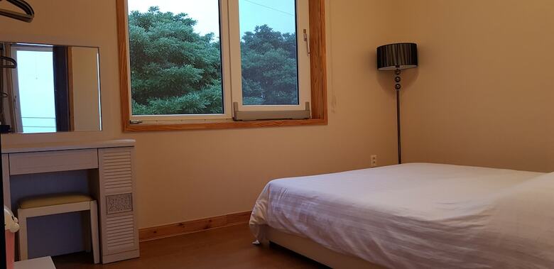 Jeju Lake Pension