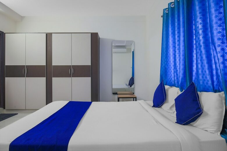 Hotel Oyo 24138 Silverkey Shri Homes