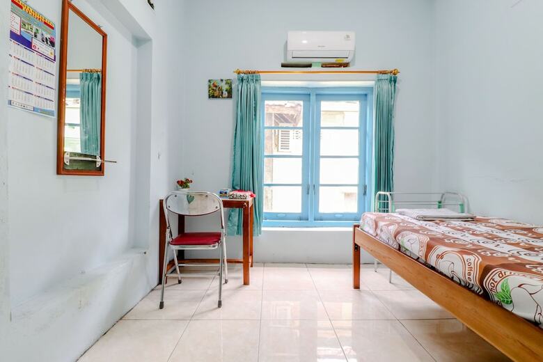 Hostal Bahagia Sederhana Home Stay - Hostel