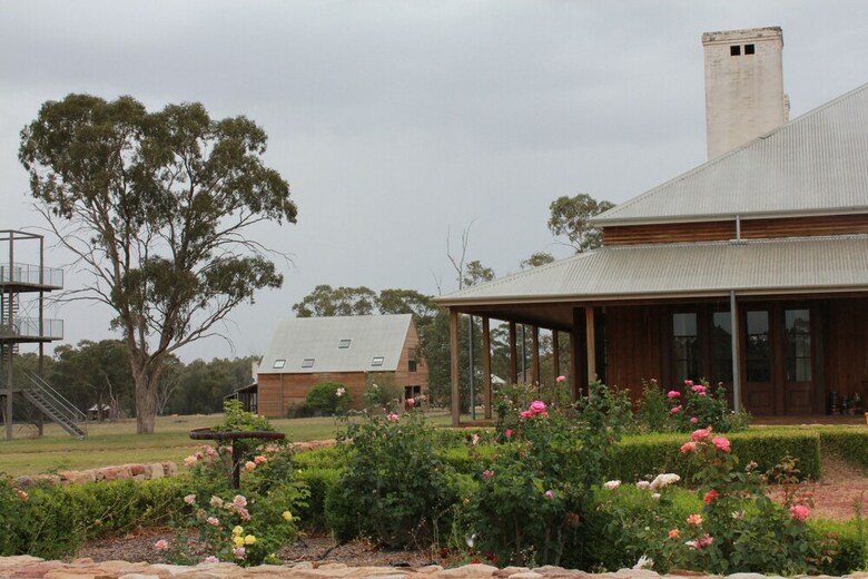 Cabana Yarrabandai Creek Homestead