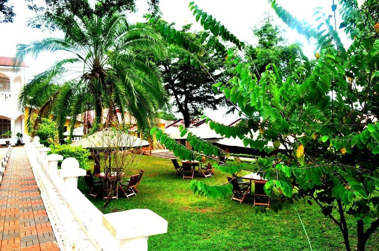 Countryview Hotel