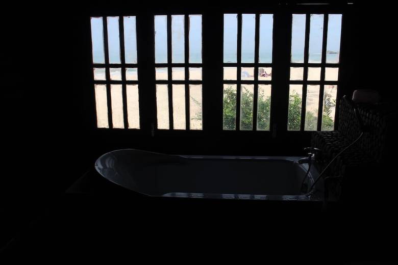 Hotel Turtle Egg Cove Ngapali