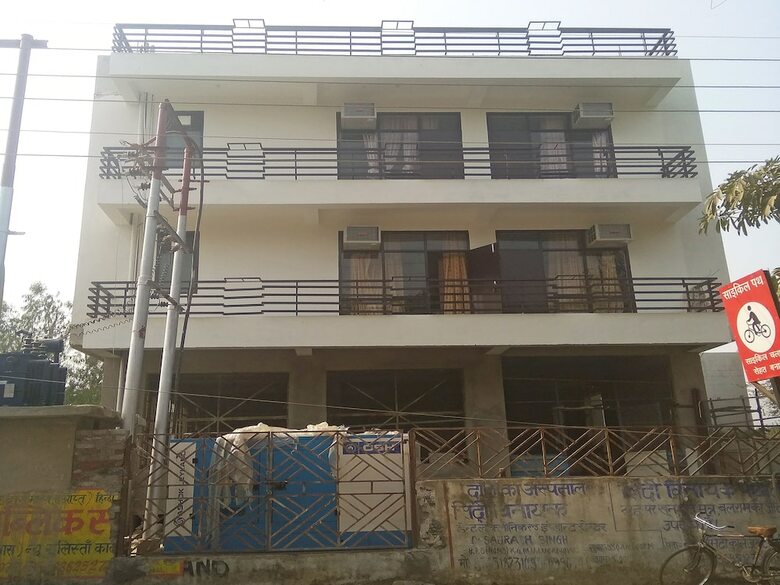 Hotel Oyo 24051 Flagship Shubh Inn Gomti Nagar
