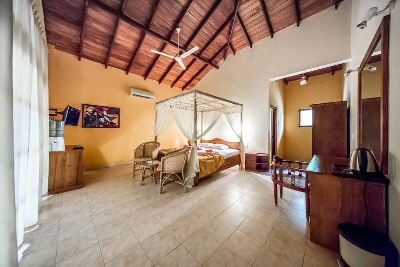 Hotel Yapahuwa Paradise