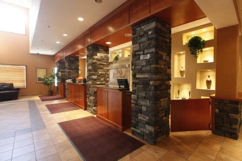 Hotel Pomeroy Inn And Suites
