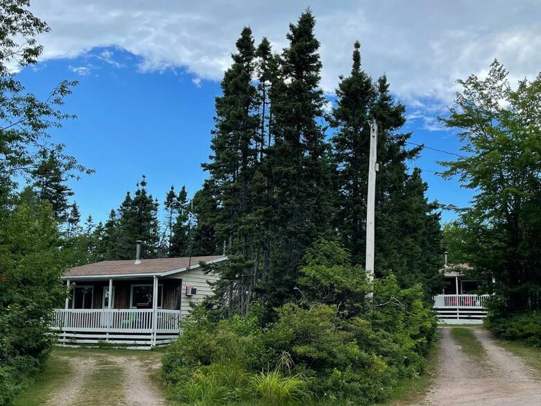 Sea Breeze Cottages