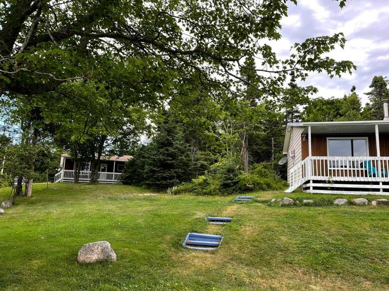 Sea Breeze Cottages