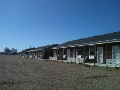 Motel Bear's Den Lodge