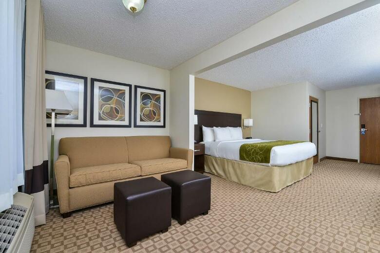 Hotel Comfort Suites At Tucson Mall