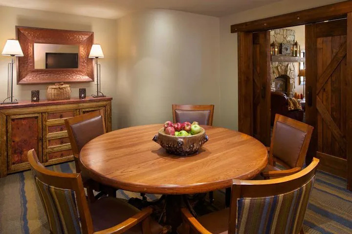 Larkspur Hotel Truckee Tahoe (.)