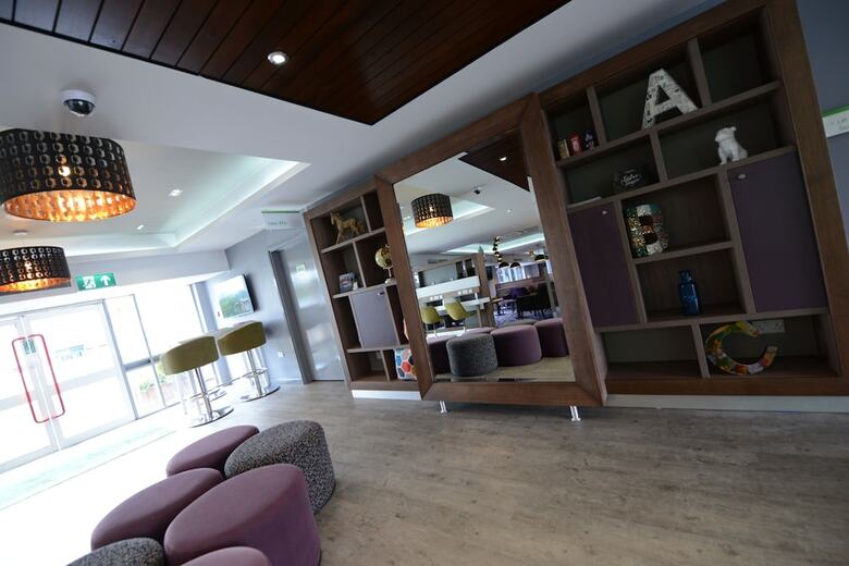 Hotel Holiday Inn Garden Court  Wolverhampton