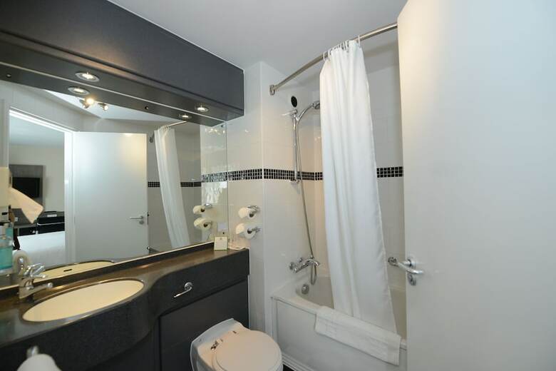 Hotel Holiday Inn Garden Court  Wolverhampton
