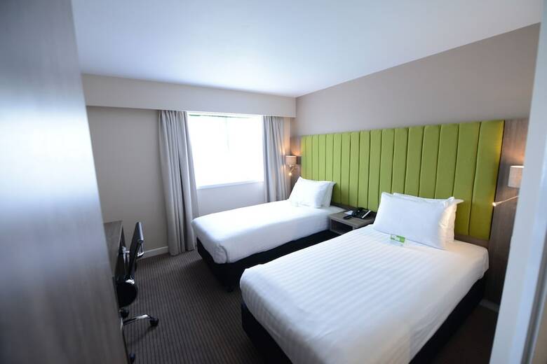 Hotel Holiday Inn Garden Court  Wolverhampton