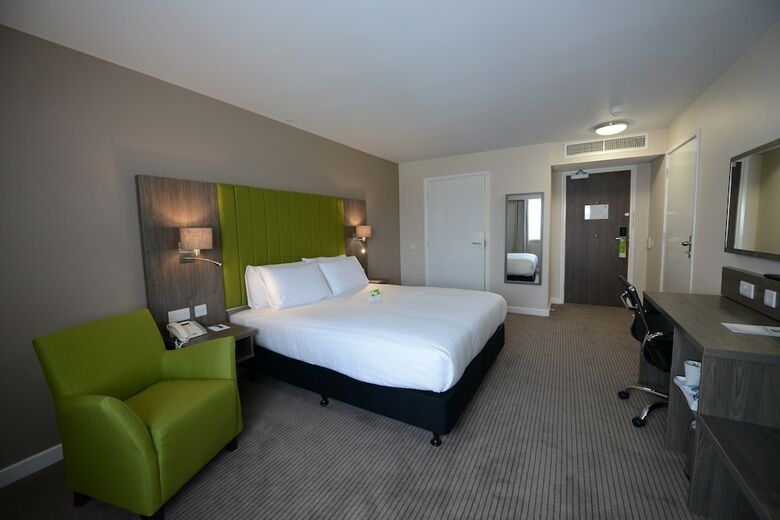 Hotel Holiday Inn Garden Court  Wolverhampton