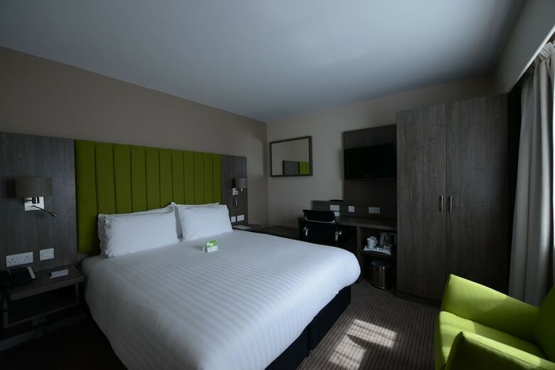 Hotel Holiday Inn Garden Court  Wolverhampton