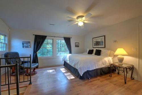 Lake Serenity Home