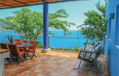 Five-bedroom Apartment In Porto Rafti, Attiki