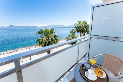 Avra Hotel