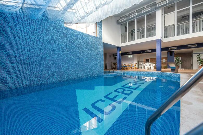 Iceberg Hotel