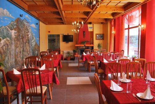 Tofana Hotel