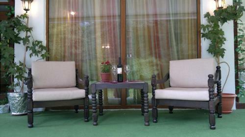 Tofana Hotel