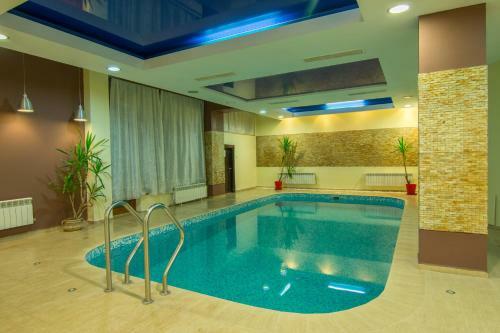 Valentina Heights Chalet Hotel