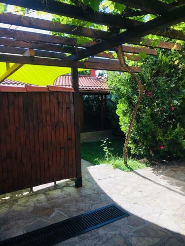 Hostal Guest House Dobrev